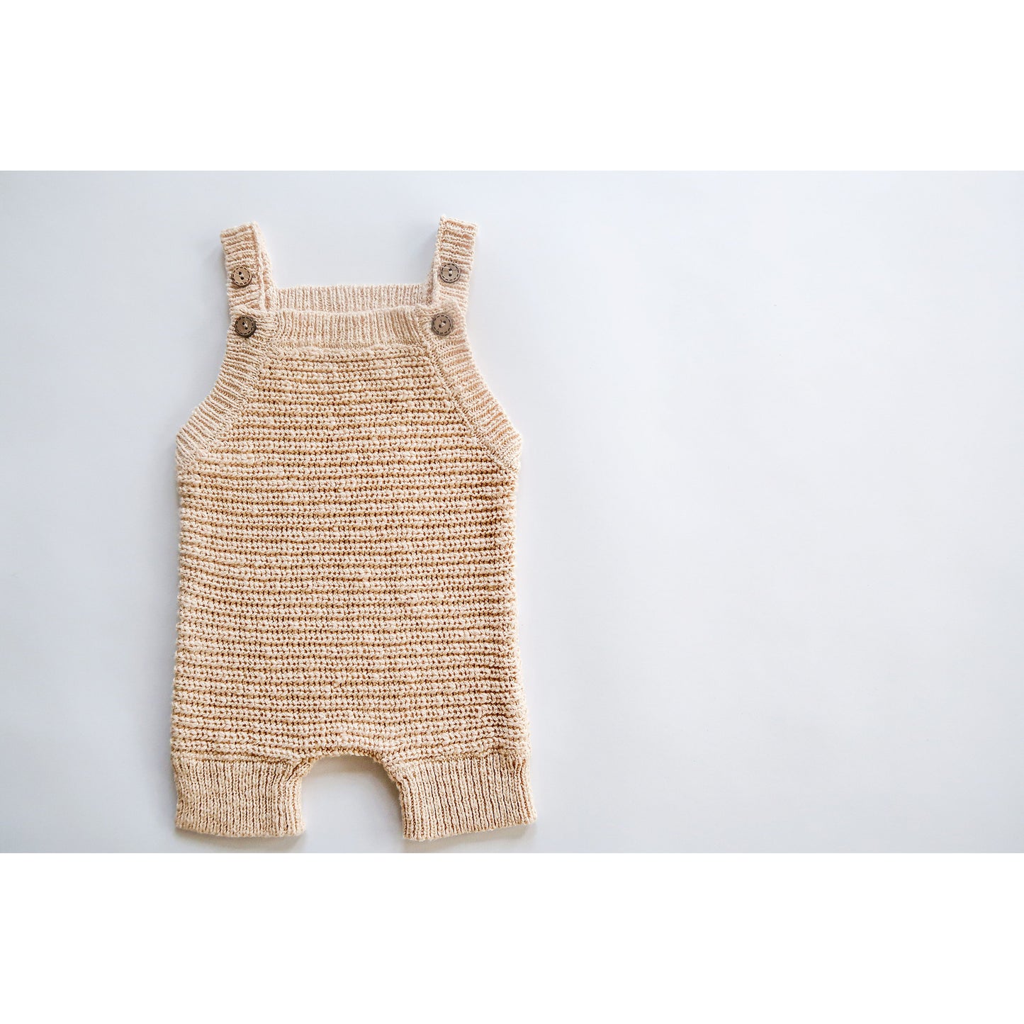 Short knit overalls